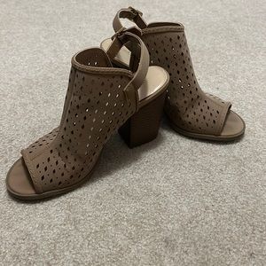 Size 7 heels